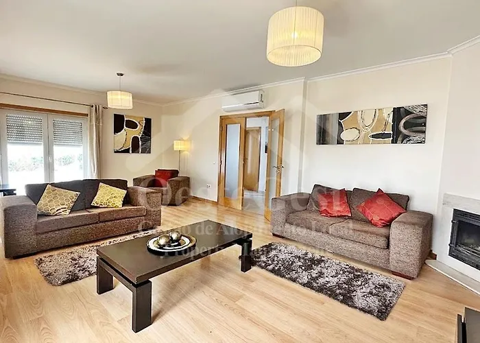 Santa Efigenia Villa Lourinhã